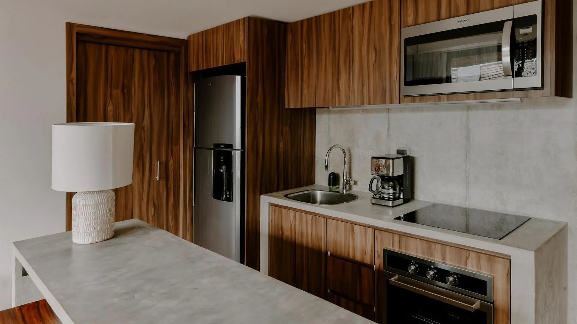 Luxe 3Br Ph Cenote, Sauna, Gym & Pool Included Tulum 0*,